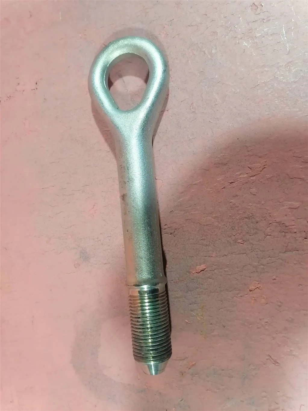 крюк буксировочный Toyota RAV 4 2006-2013