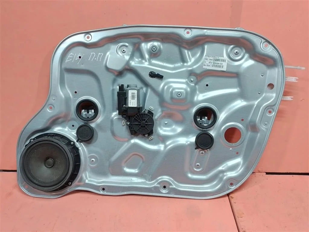 стеклоподъемник электр. Kia Ceed 2007- 2012