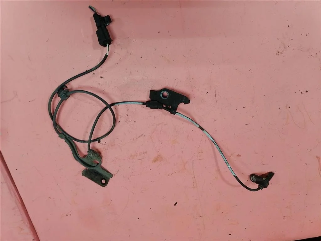 датчик abs Toyota RAV 4 2006-2013