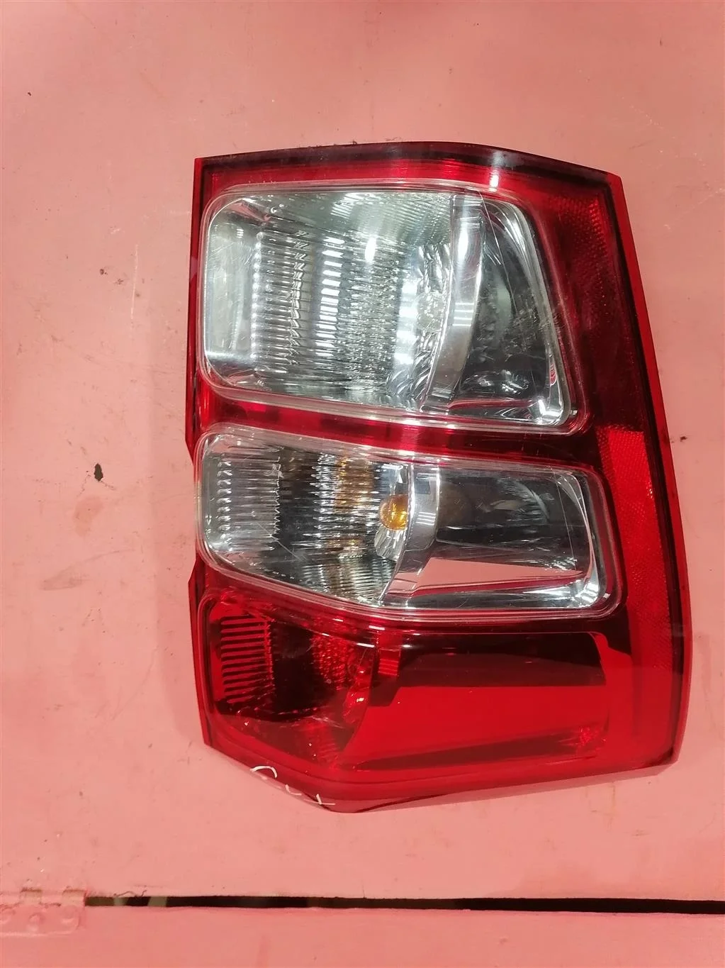 фонарь Suzuki Grand Vitara 2006 >