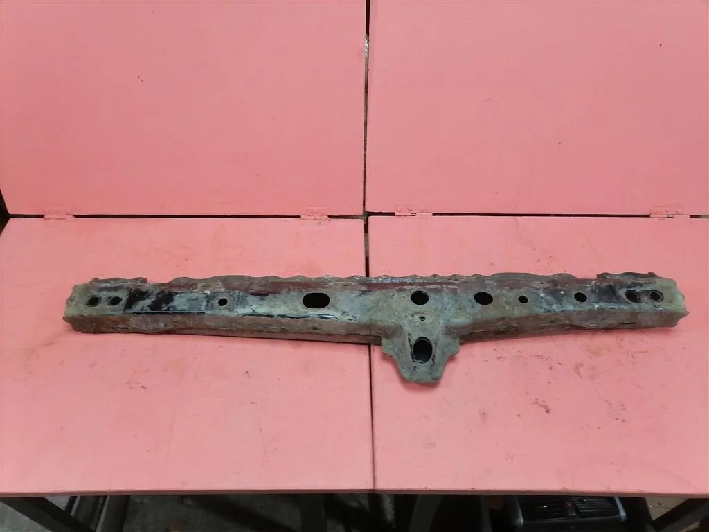 балка подрадиаторная Toyota RAV 4 2006-2013