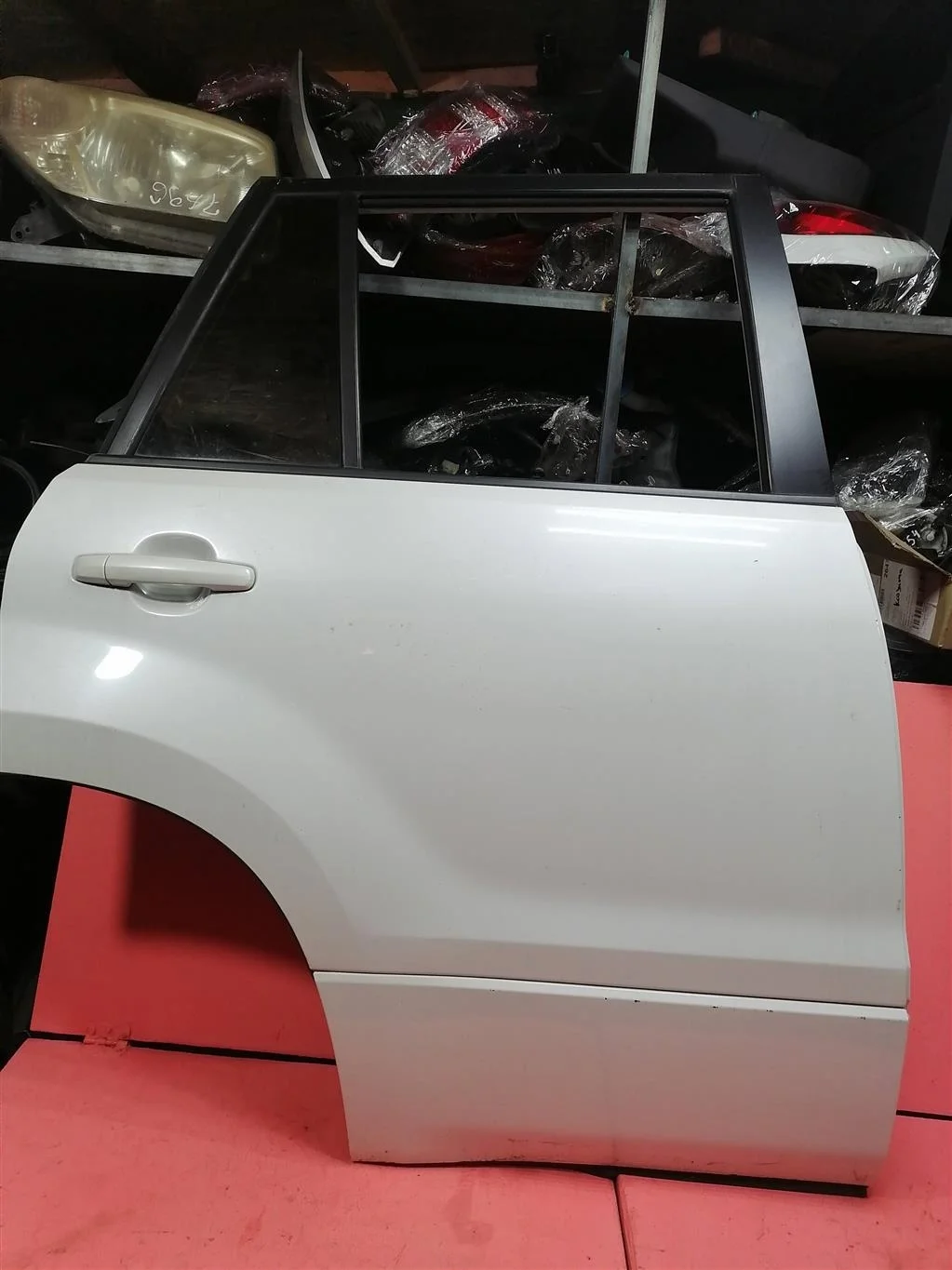 дверь Suzuki Grand Vitara 2006 >