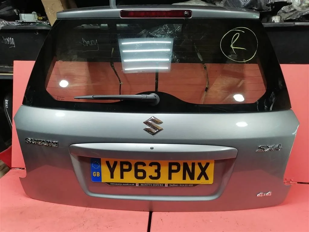 дверь багажника Suzuki SX4 2006-2013