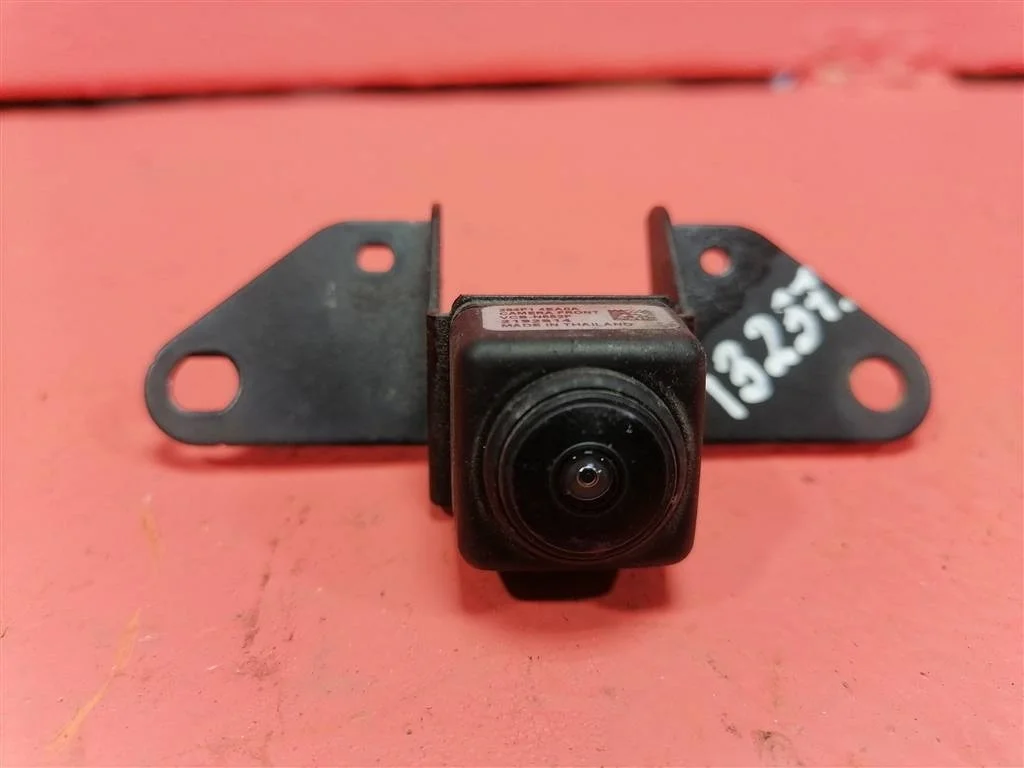 камера Nissan QASHQAI J11 2014-2019