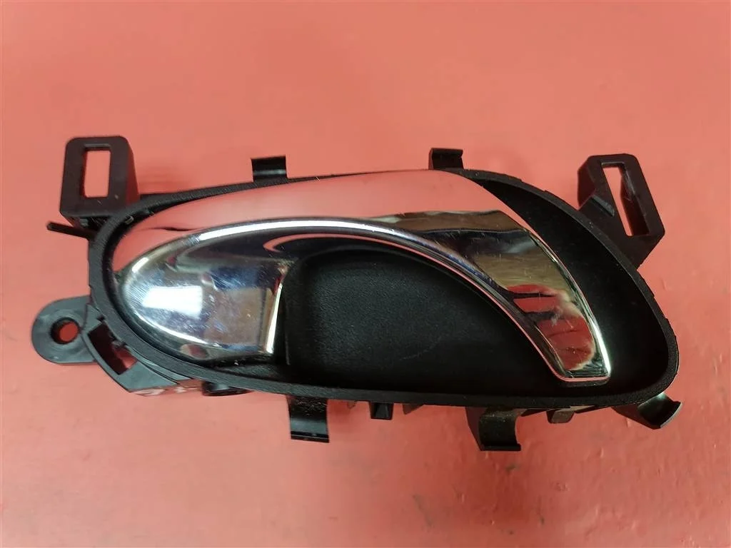 ручка двери внутренняя Nissan QASHQAI J11 2014-2019