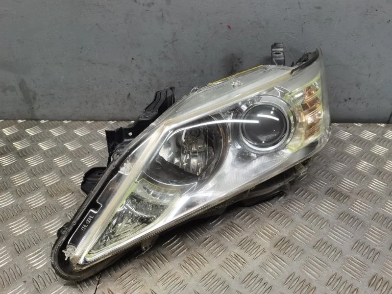 Фара ксенон Toyota Camry V50
