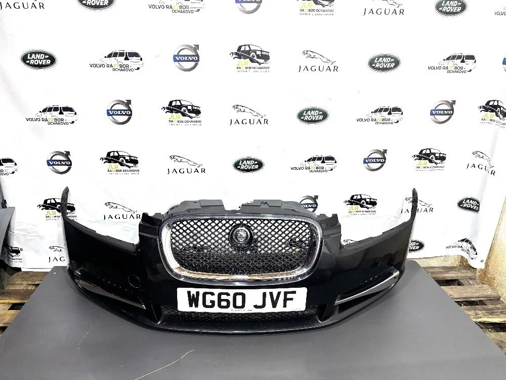 Бампер передний Jaguar XF X250 2007-2011 черный XF I (2007—2011) 306DT