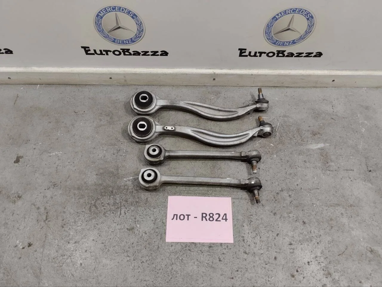 Рычаг передний  Mercedes X204