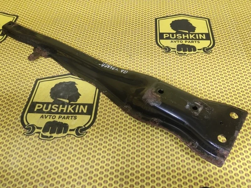 Балка подрамника передняя Mitsubishi Asx GA 4B10