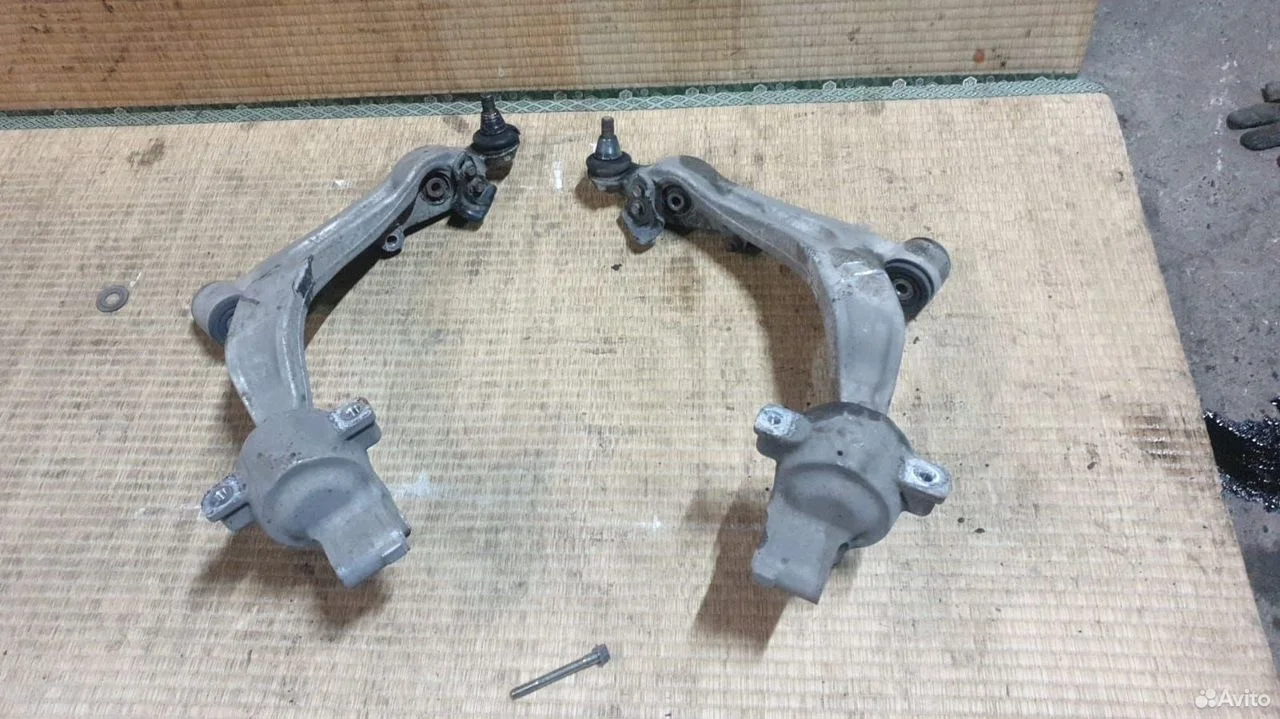 Рычаг передний нижний Инфинити QX70 FX37 S51