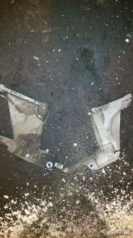 Кронштейн подушки двс Infiniti G35 v36