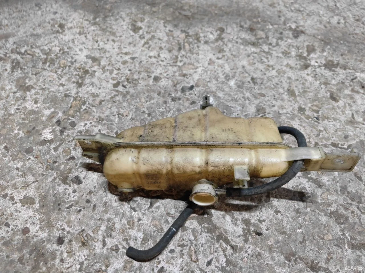 Бочок расширительный Инфинити M37 Q70