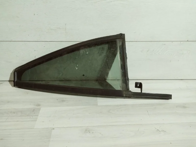 Форточка Volvo XC90 2006