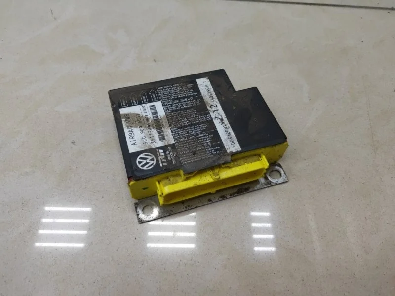 Блок управления airbag Volkswagen Passat B6 2005