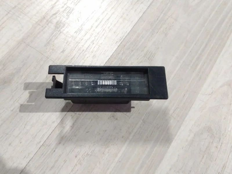 Подсветка номерного знака Opel Vectra 2007