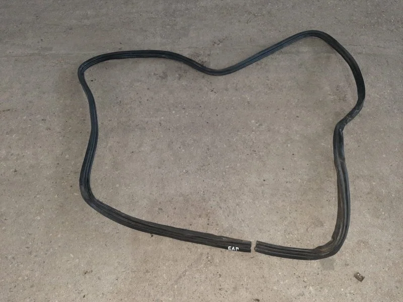 Уплотнитель багажника Nissan QASHQAI VI 2007