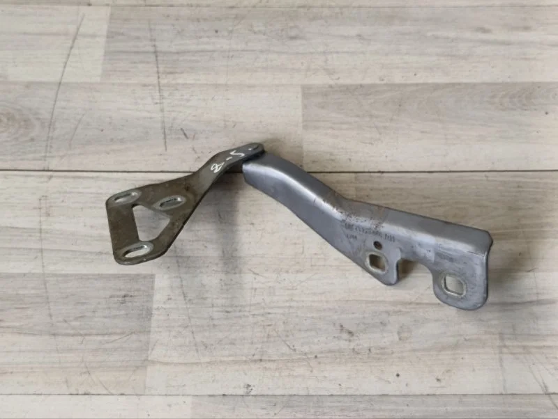 Петля капота Opel Astra H GTC 2006