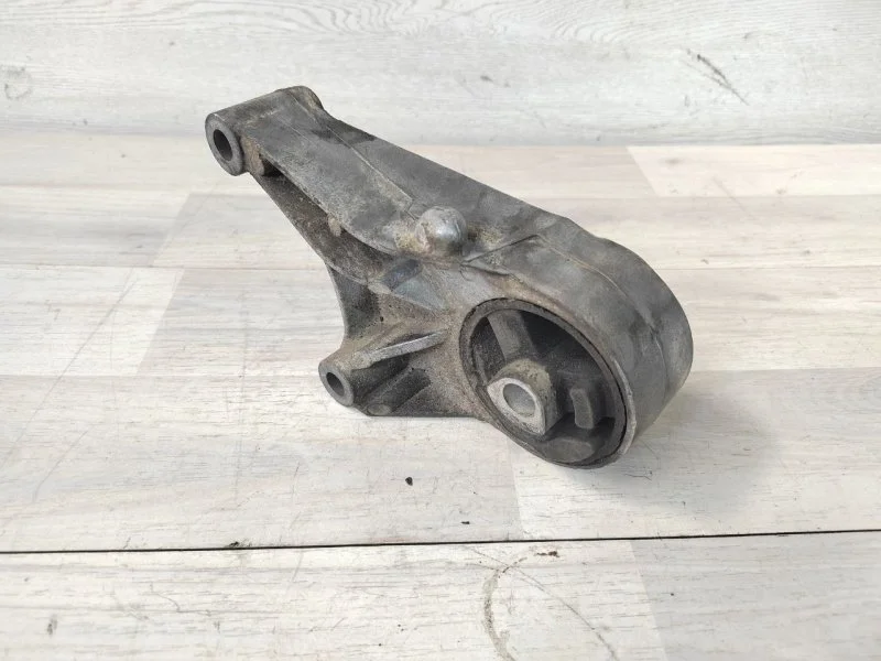 Опора двигателя Opel Astra H GTC 2006