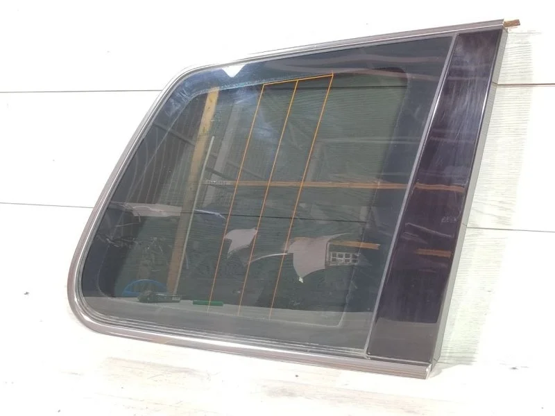 Форточка Volkswagen Touareg 2005 7L
