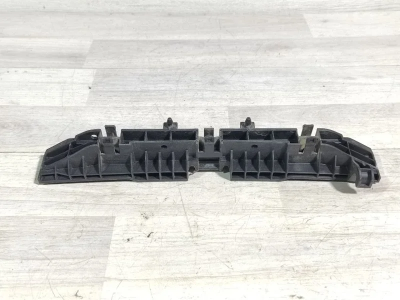 Кронштейн Volkswagen Touareg 2005 7L