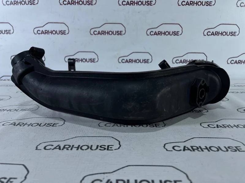 Патрубок интеркулера Volkswagen Passat B6 1.4 CAXA