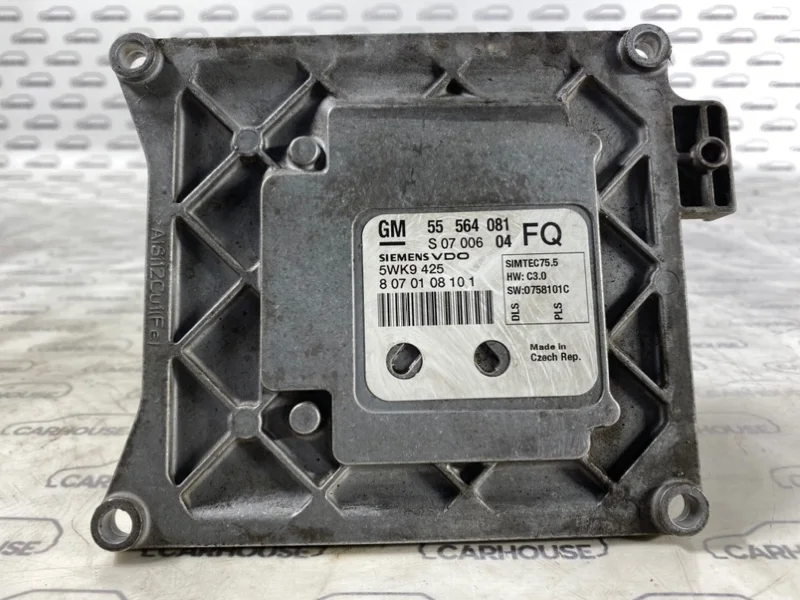 Блок управление двигателя Opel Zafira B A05 1.8