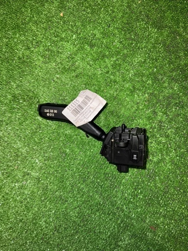 Подрулевой переключатель поворотников BMW X3 2004 E83