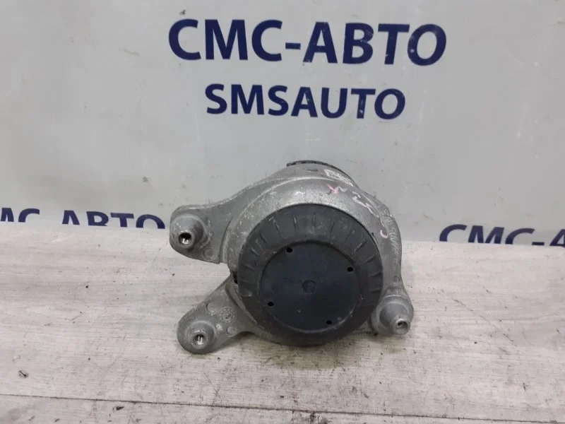 Опора ДВС Mercedes-Benz C-Class A2052400300 W205 2.0 T, правая