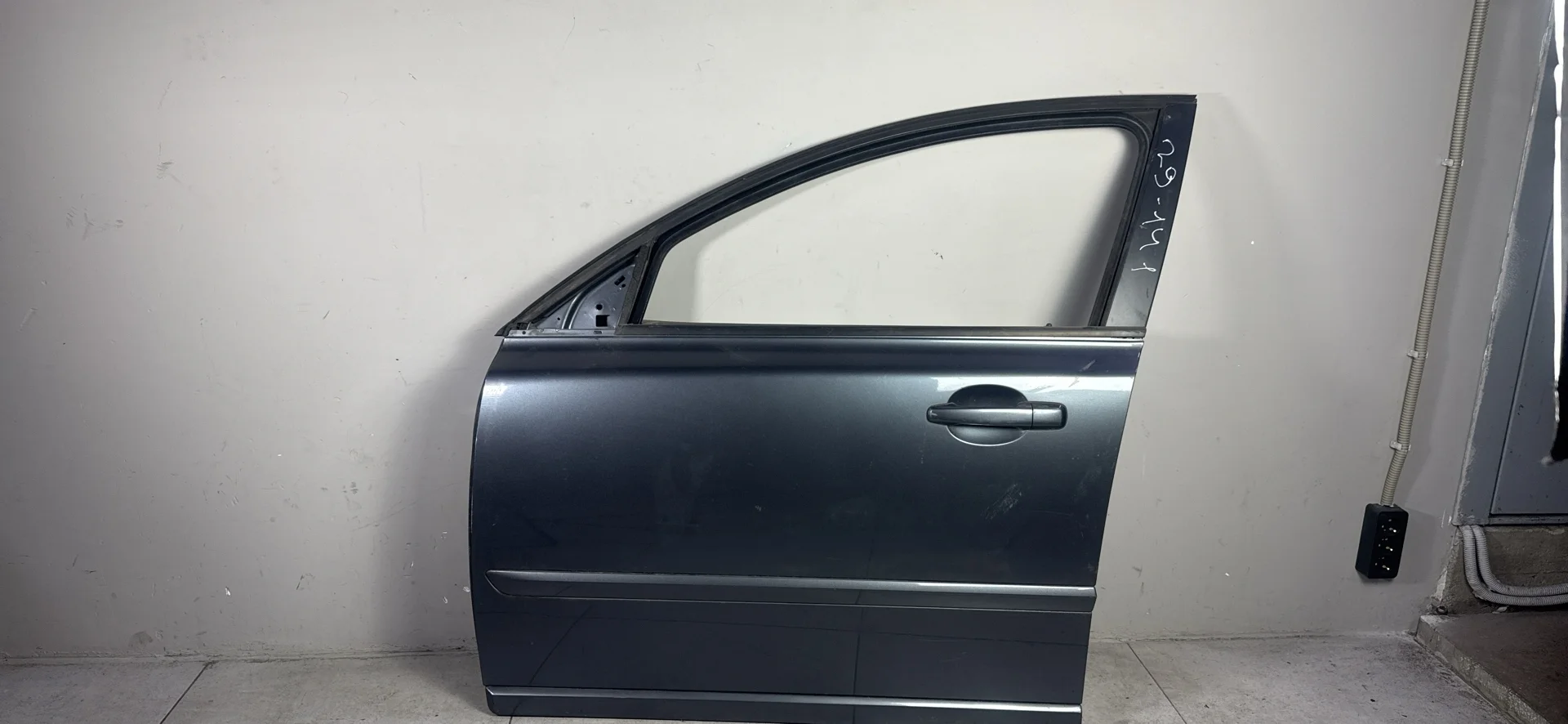 Дверь передняя правая Volvo V50 (2004 - 2007)