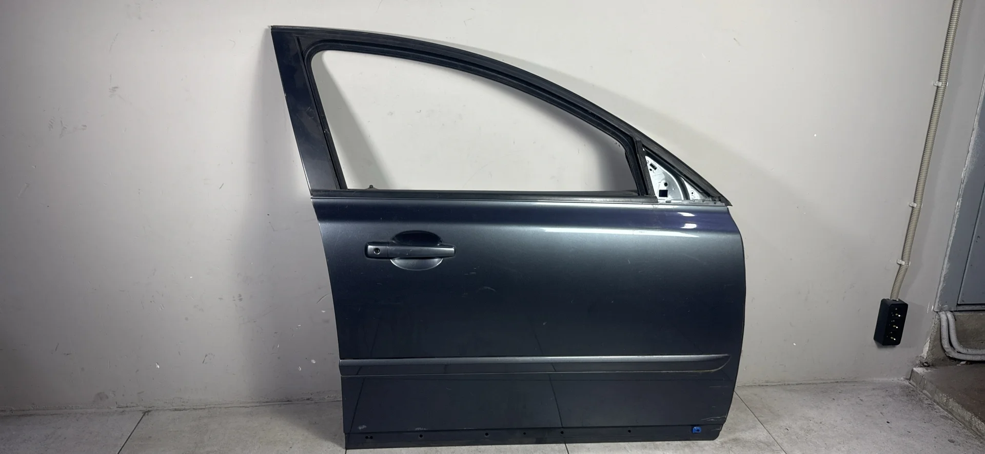 Дверь передняя правая Volvo V50 (2004 - 2007)