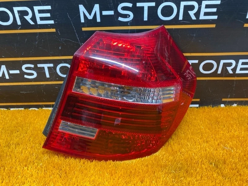 Фонарь задний BMW 1-Series 2009 E87