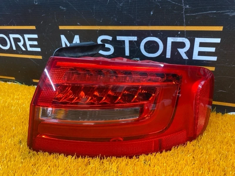 Фонарь задний Audi A4 2013 B8/8K
