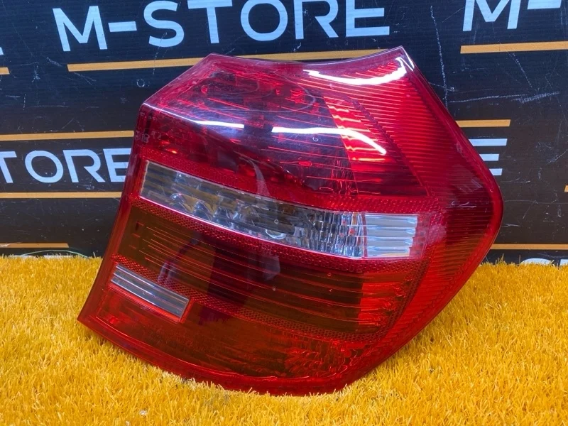 Фонарь задний BMW 1-Series 2009 E87