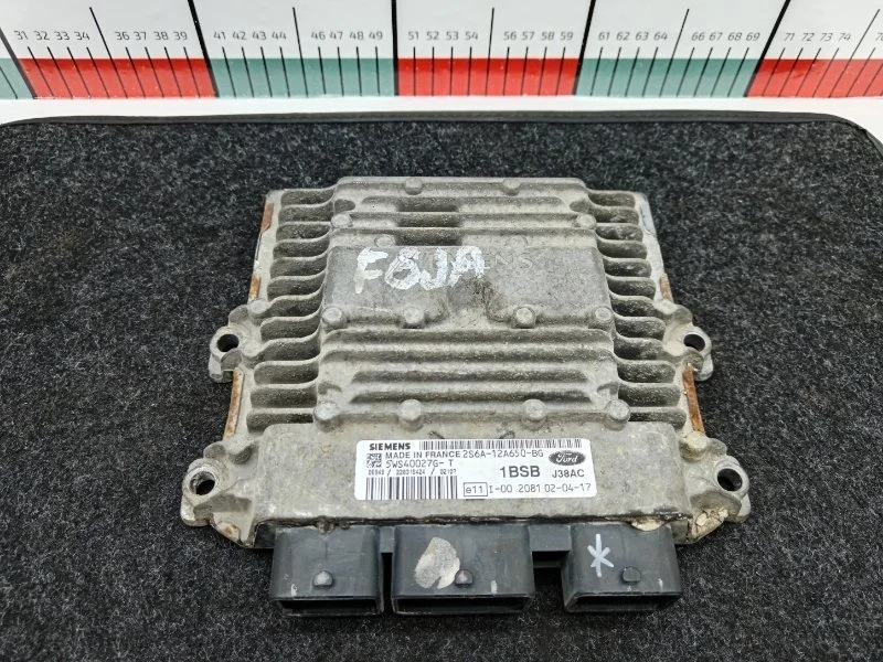 Блок управления двигателем Ford Fiesta 2007 MK5