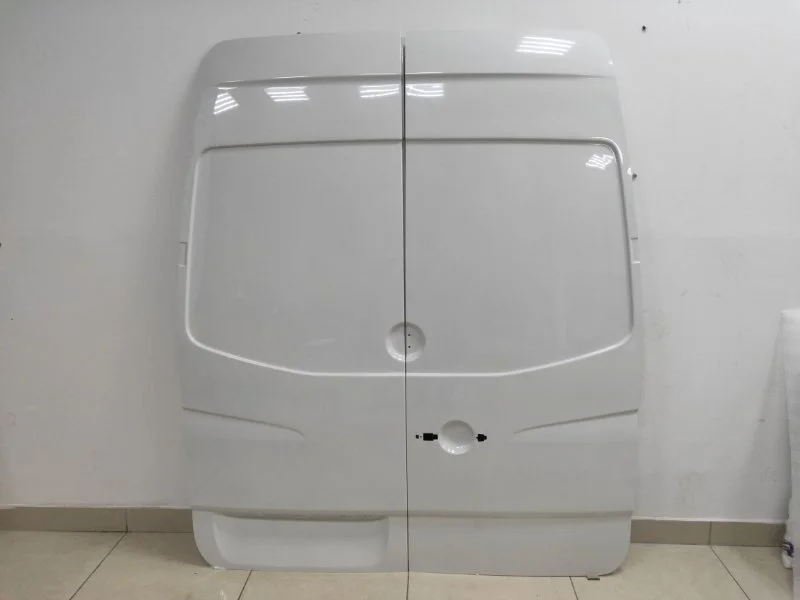 Двери Mercedes-Benz Sprinter W906