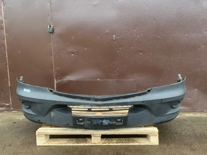 Бампер передний Mercedes Sprinter W906
