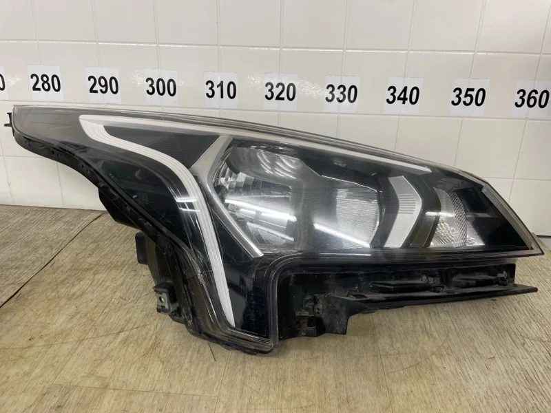 Фара KIA RIO 4 2020 2021 2022 2023