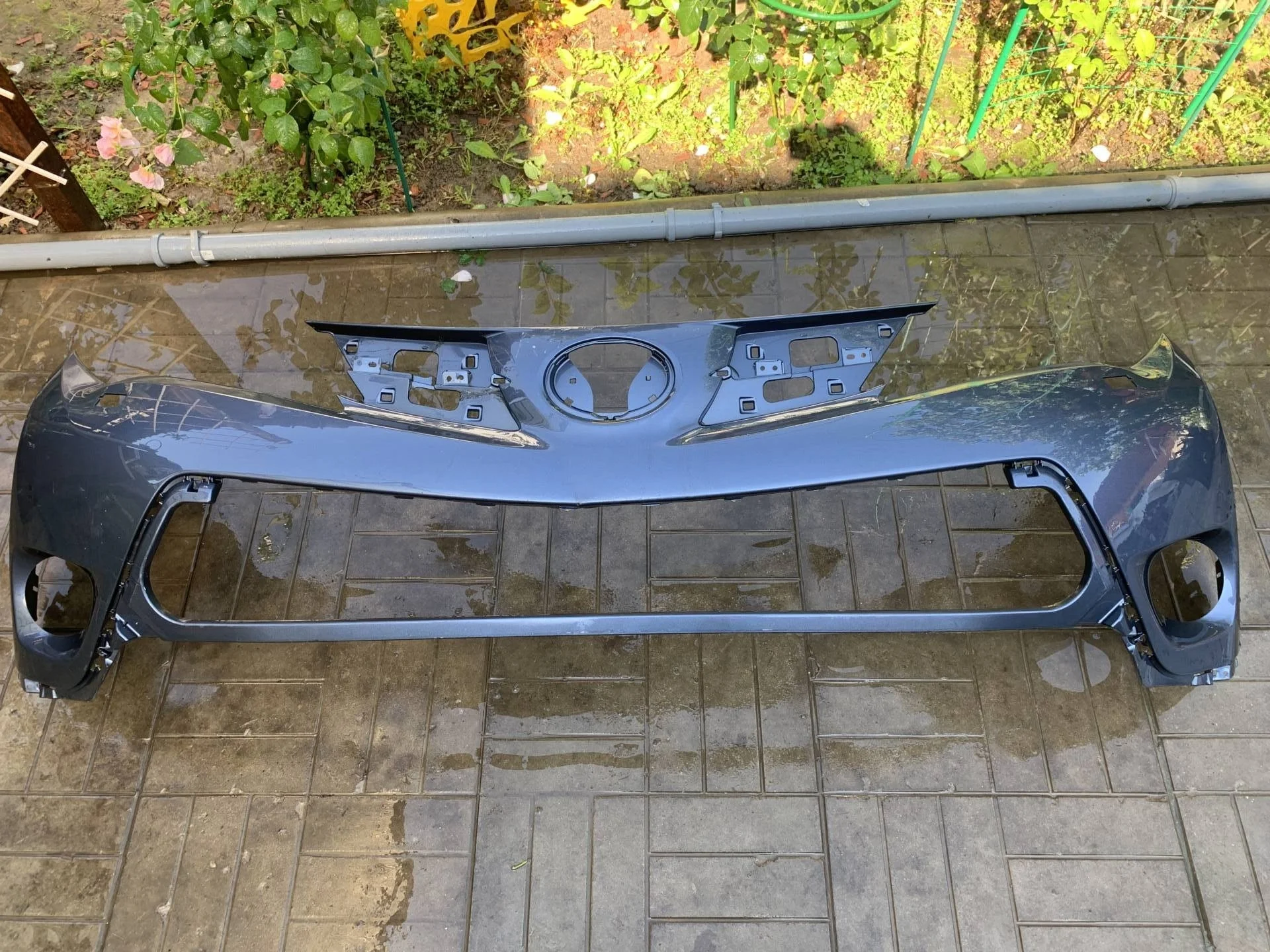 Бампер передний Toyota RAV 4 2013-2015г