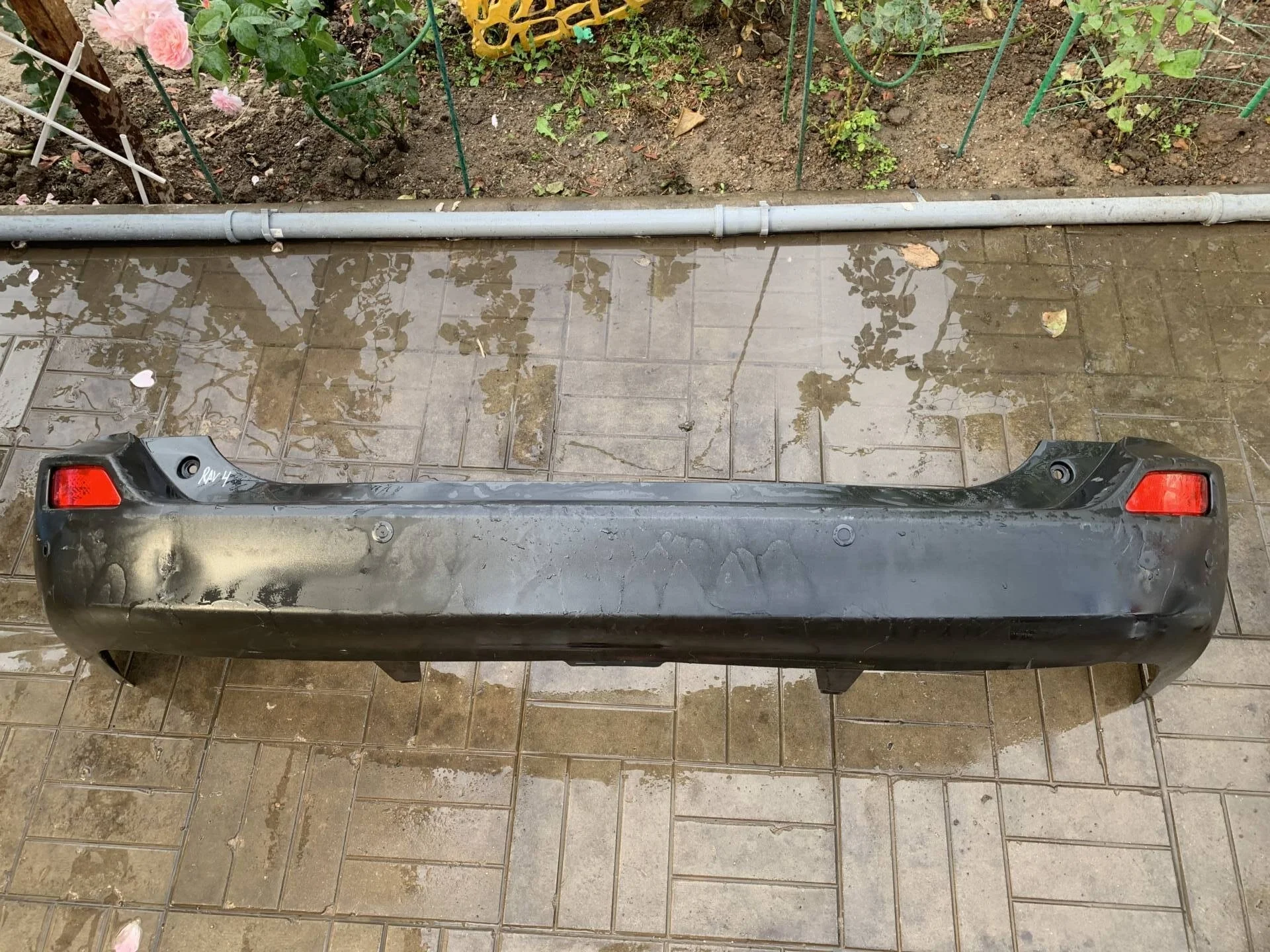 Бампер задний Toyota RAV 4 40 2012-2015г