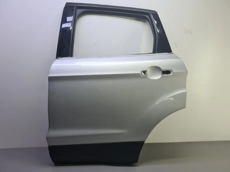 Дверь Ford Kuga 2019