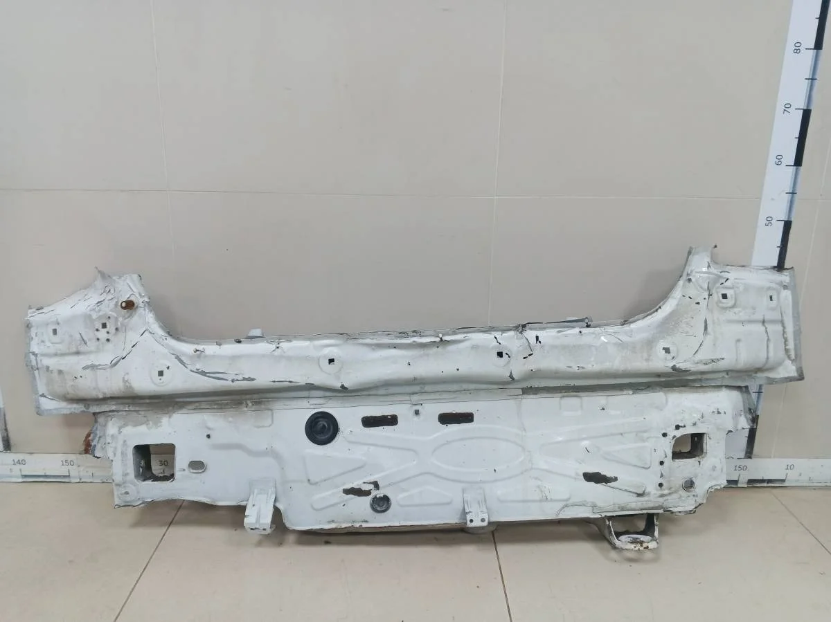 Панель задняя Volkswagen Polo Sed RUS 2011>
