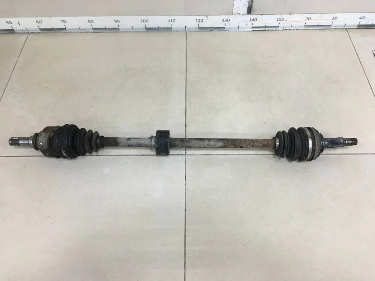 Привод передний правый Toyota Carina T210 1996-2001
