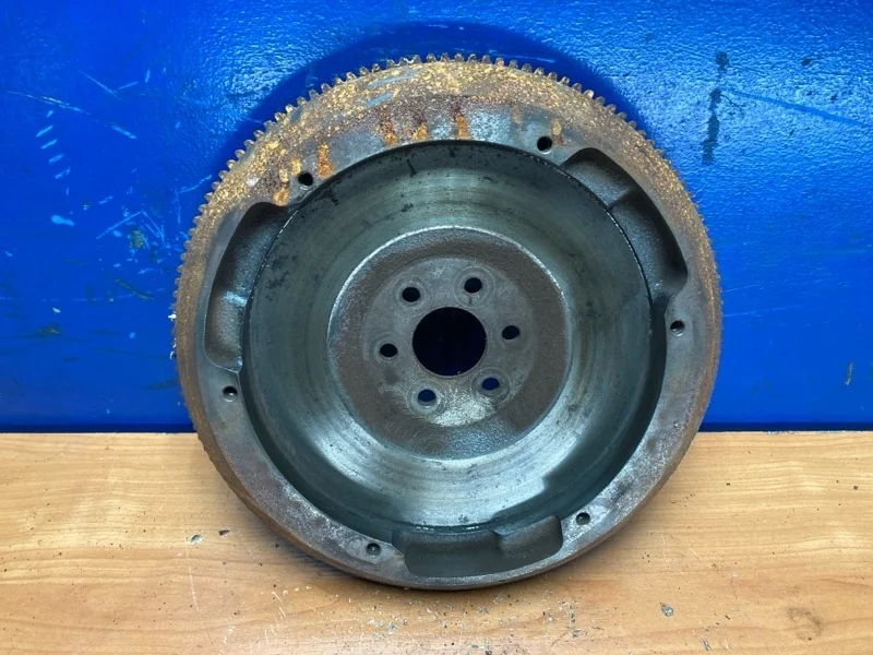 Маховик Opel Astra J 2009-2016 55587031 1.6 A16XER