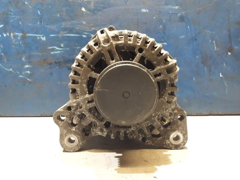 Генератор Volkswagen Passat B6 2005-2010 06F903023E 1.9 BLS