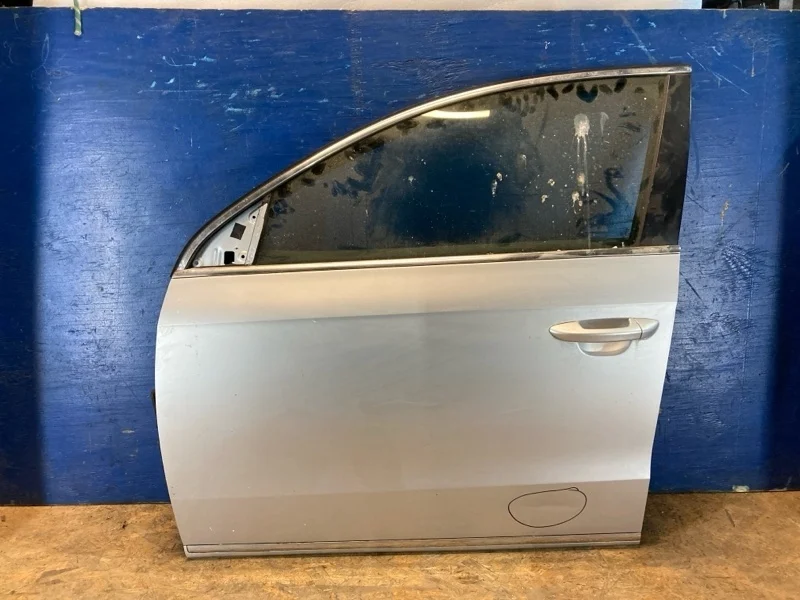Дверь Volkswagen Passat B7 2010-2015 3AA831055, передняя левая