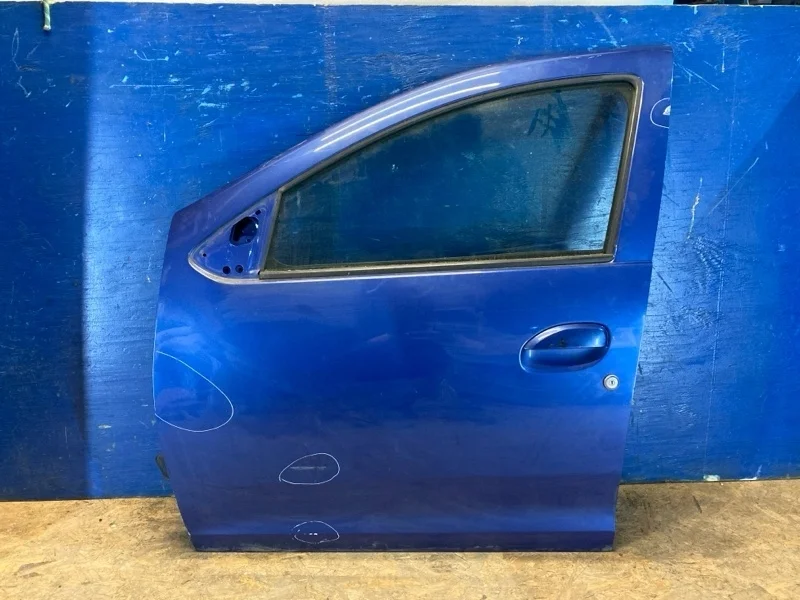 Дверь Renault Sandero 2 2014-2020 801014381R, передняя левая