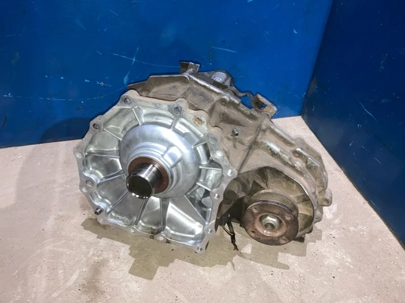 Раздатка Nissan Navara D40 2015 331005X40E 3.0 V9X