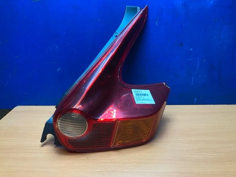 Фонарь Nissan Juke 2011-2014 265501KA0A, задний правый
