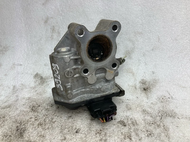 Клапан EGR Nissan Navara D40 2009-2014 147105X00A 2.5 YD25