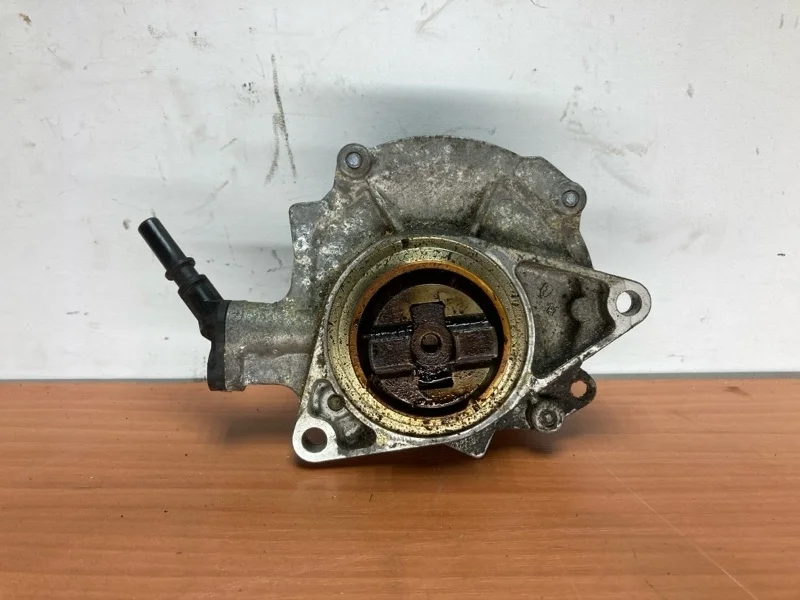 Вакуумный насос Mini Cooper R56 2006-2014 11667570813 1.6 N12B16A